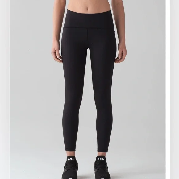 Lululemon 🍋 Train Times ⅞ Legging - Picture 2 of 8